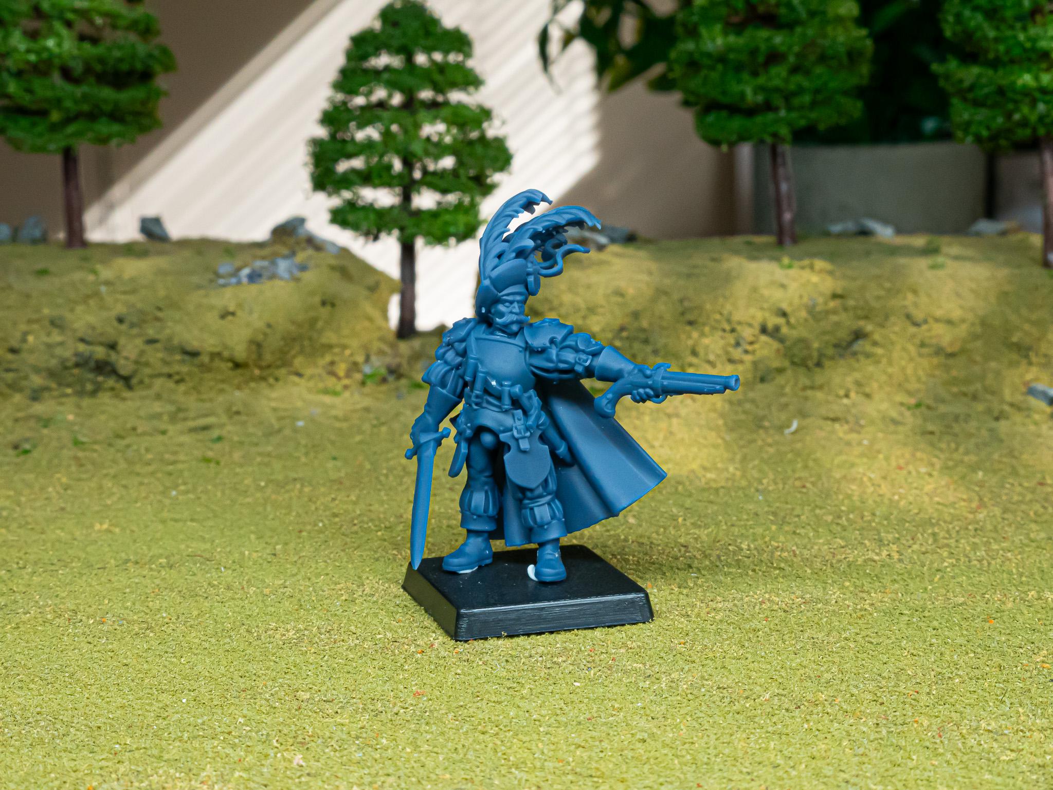 Sunland captain pack 3 models - in 12k- by Highlands Miniatures