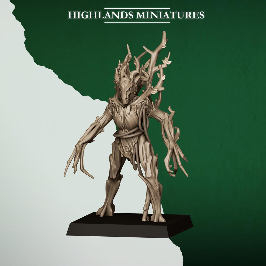 Feral Dryads - in 12k- by Highlands Miniatures
