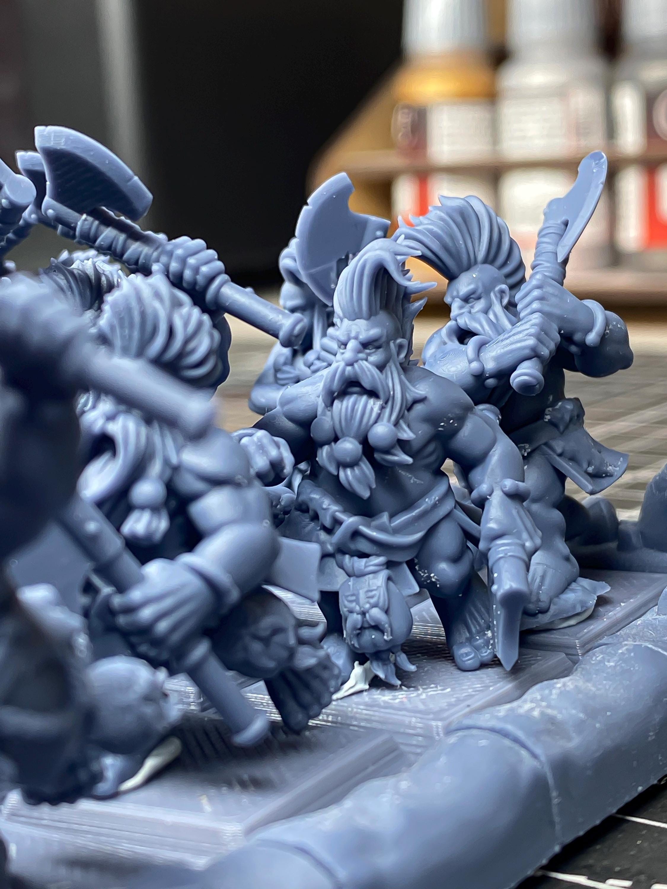 Dwarf Deathseekers - in 12k- by Highlands Miniatures