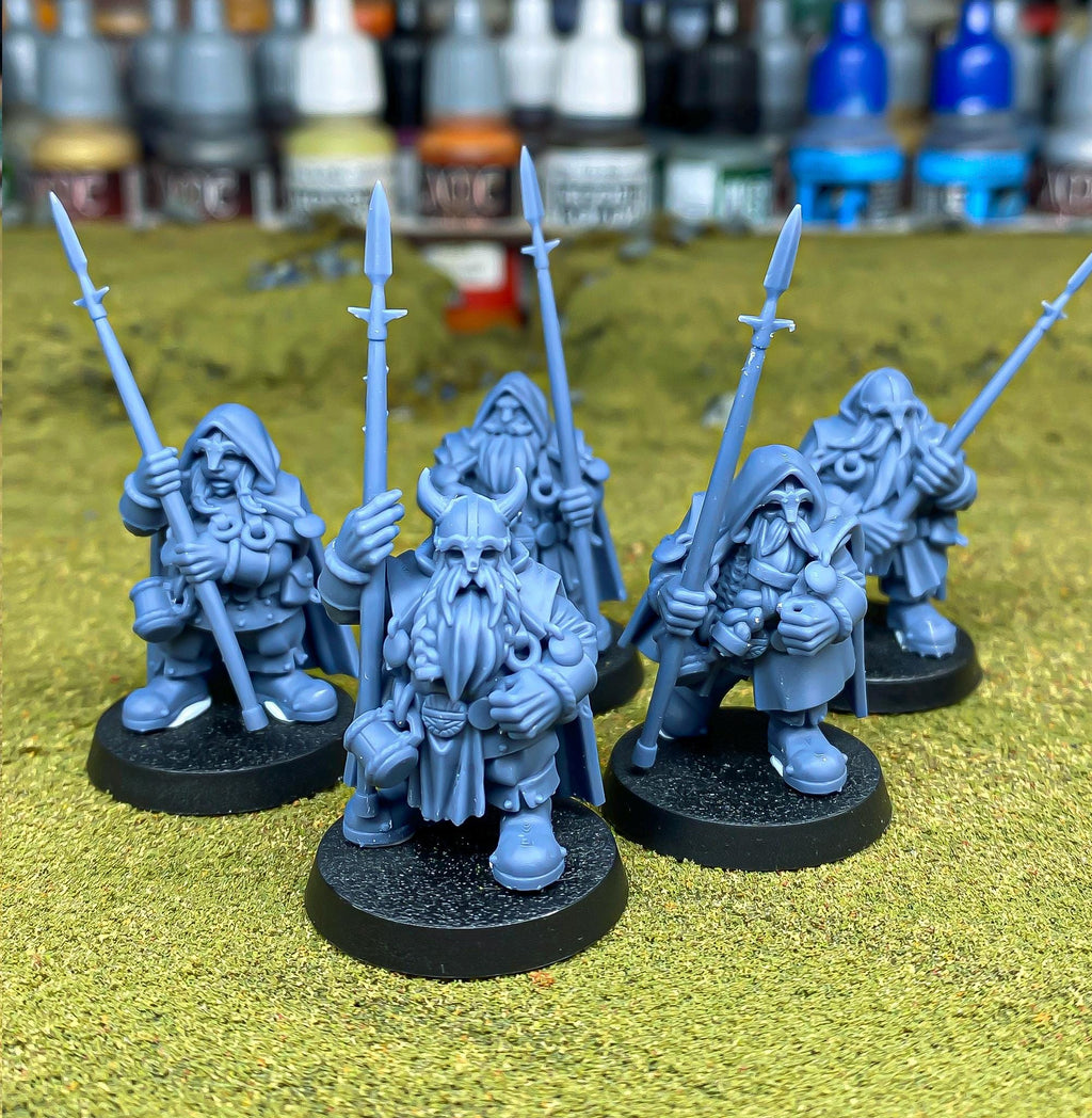 Dwarf Rangers - in 12k- by Highlands Miniatures