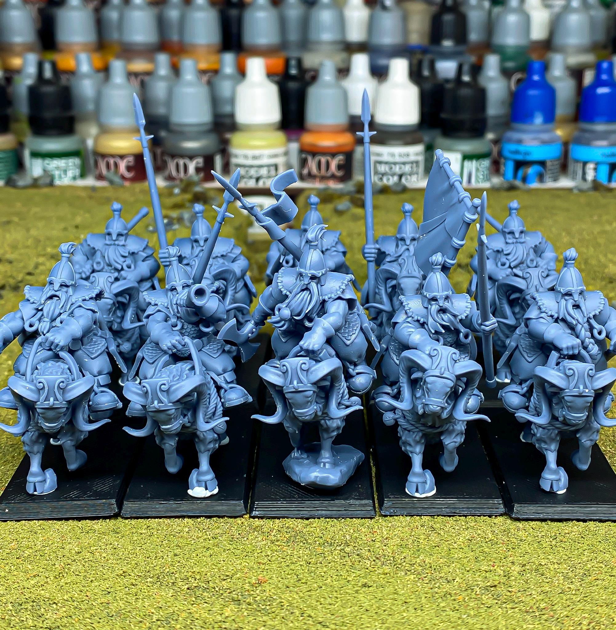 Mounted Dwarfs - in 12k- by Highlands Miniatures