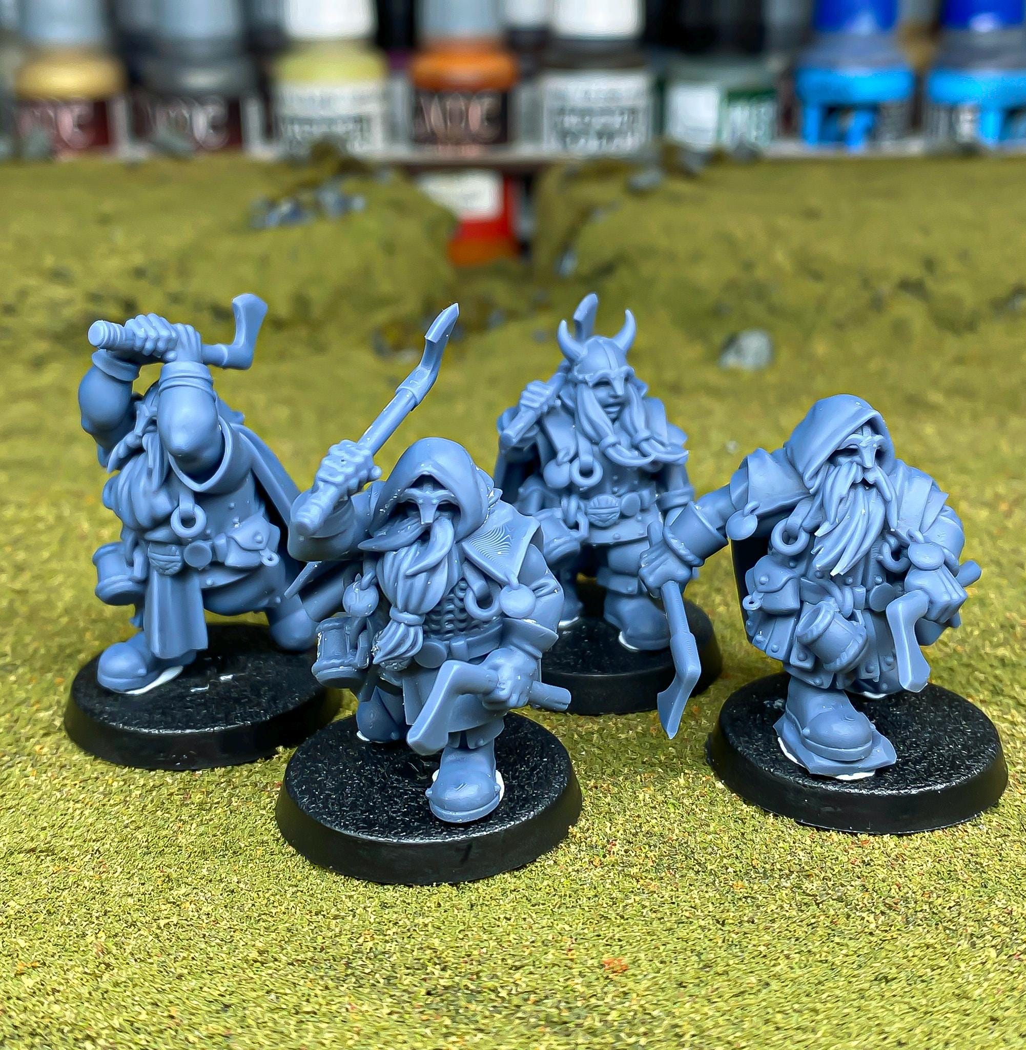 Dwarf Rangers - in 12k- by Highlands Miniatures