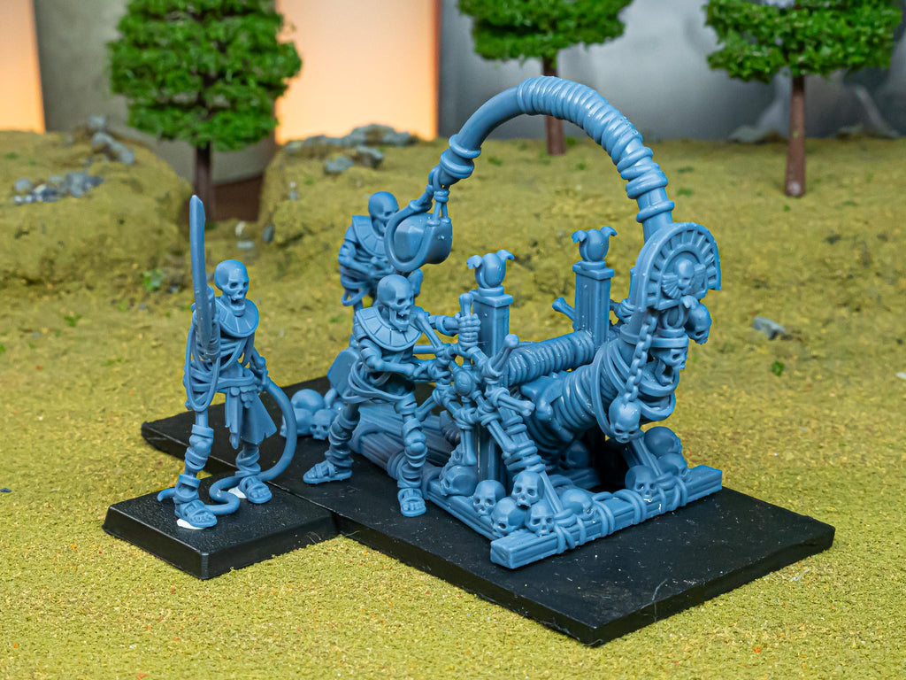 Ancient Stonethrower - in 12k- by Highlands Miniatures