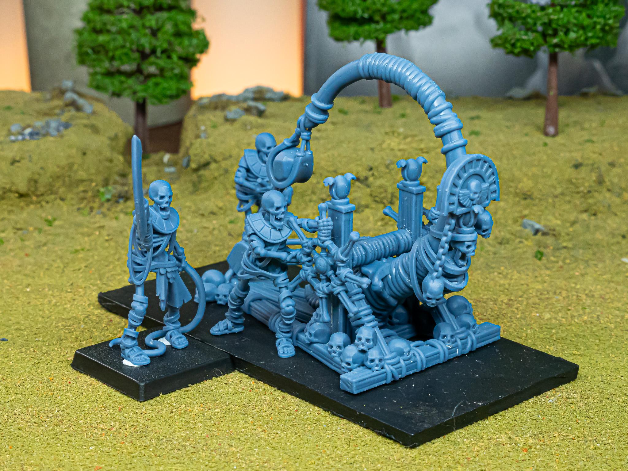 Ancient Stonethrower - in 12k- by Highlands Miniatures
