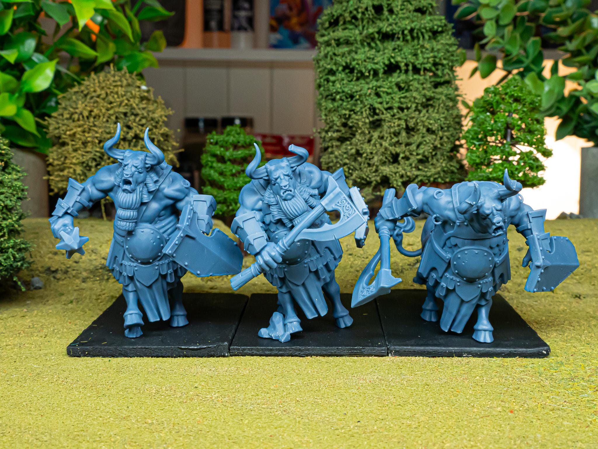 Marduk Minotaurs  - in 12k- by Highlands Miniatures