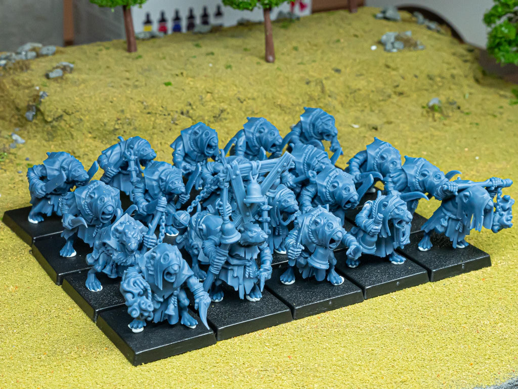 Vermin Acolytes miniature - in 12K - by Highlands Miniatures