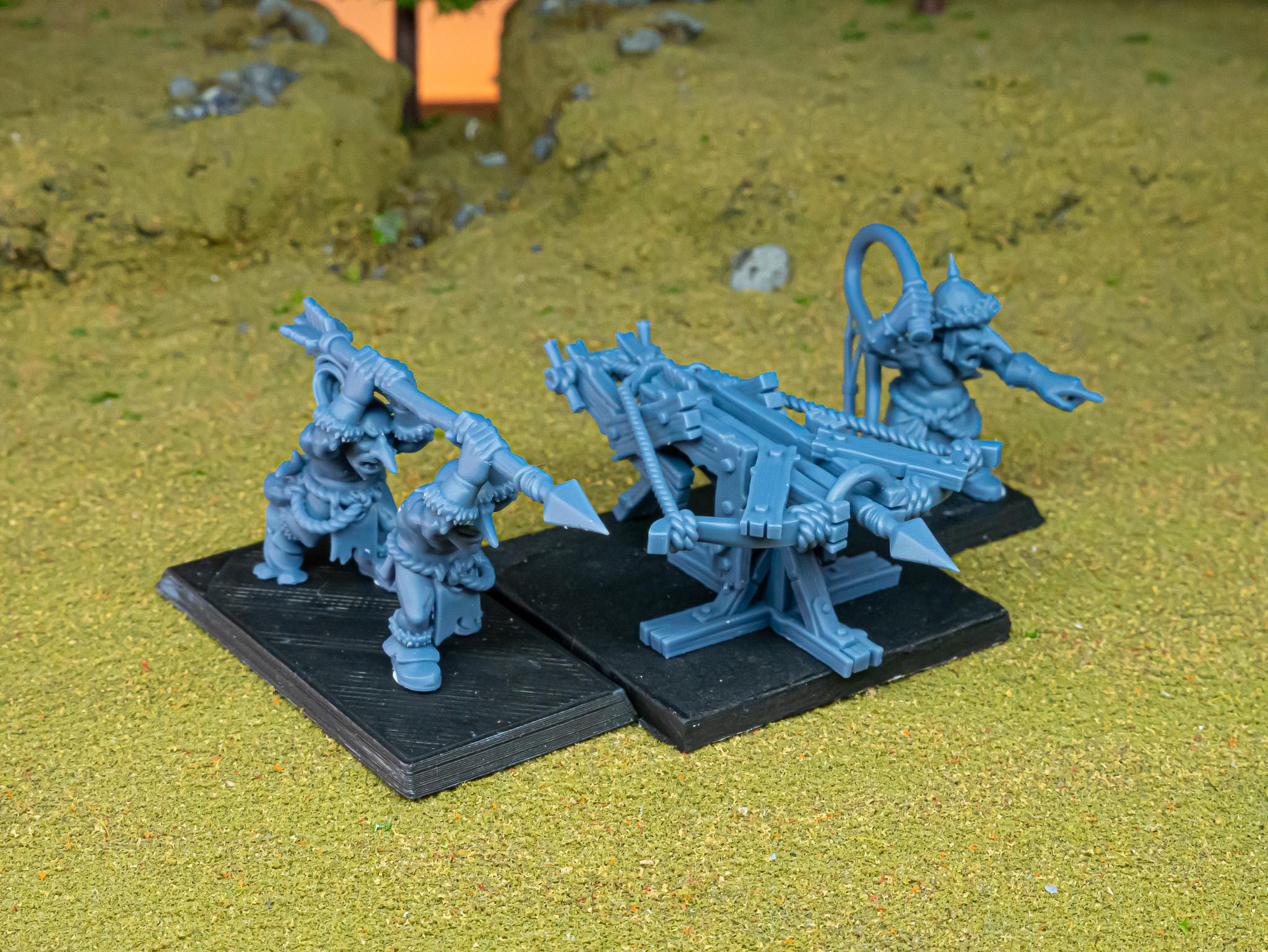 Steppe Goblin Big Crossbowminiature - in 12K - by Highlands Miniatures