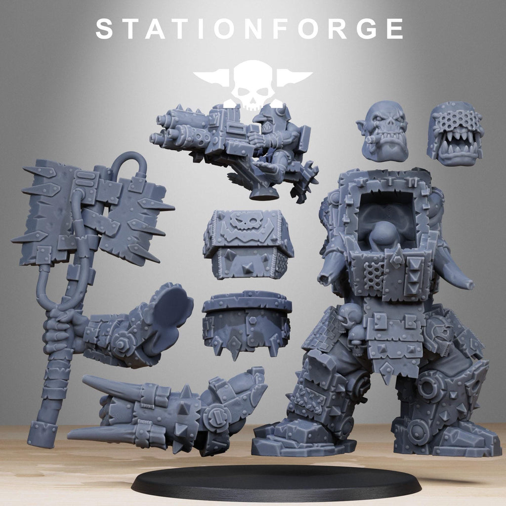 Orkaz Commander - in 12k - by Station Forge