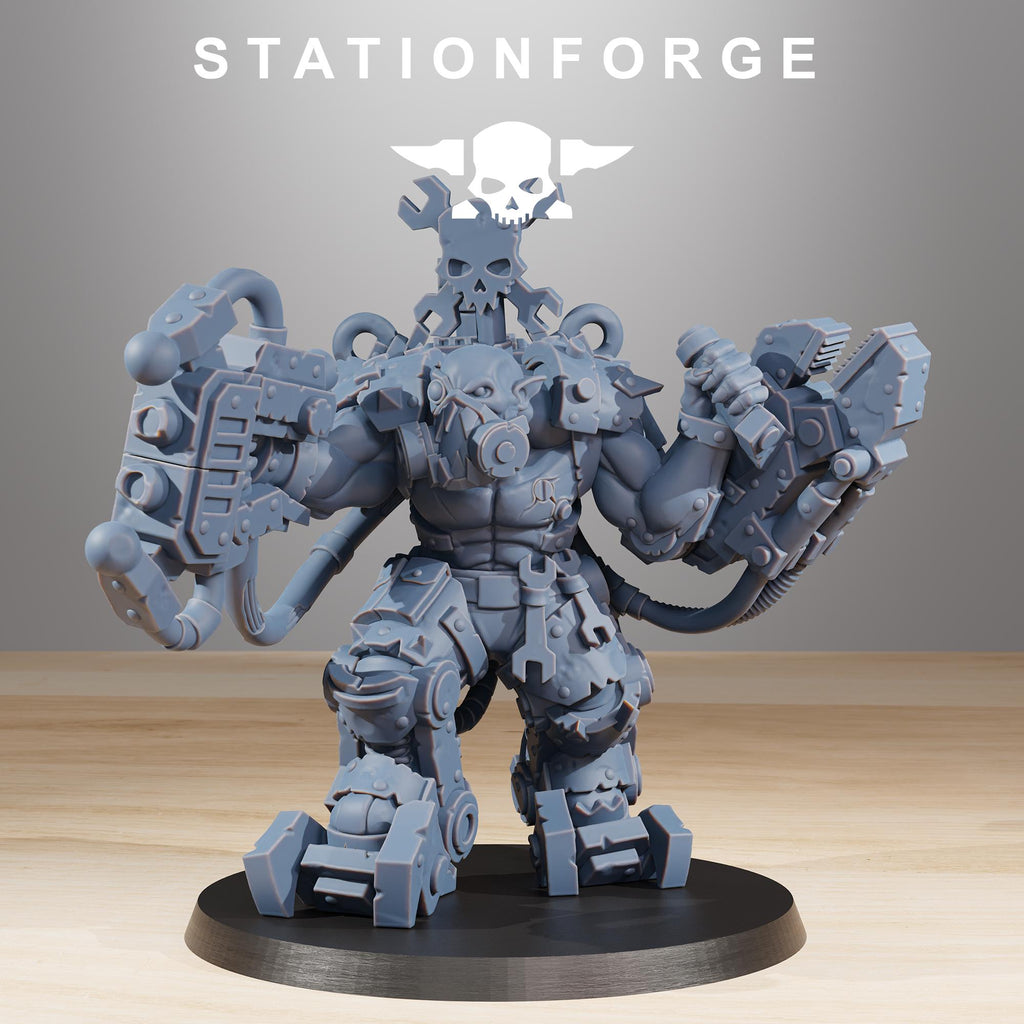 Orkaz Exo Boss - in 12k - by Station Forge
