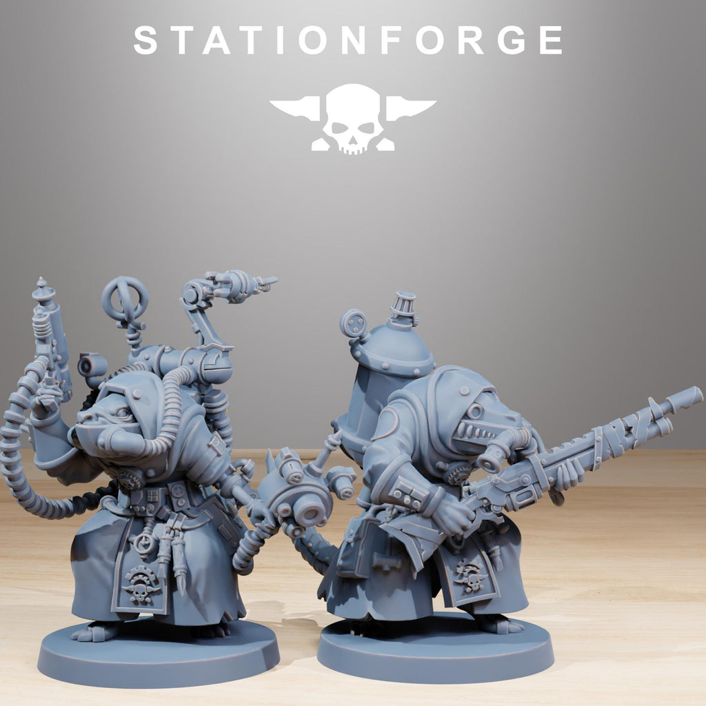 Raticus Grunts - in 12k -  by Station Forge
