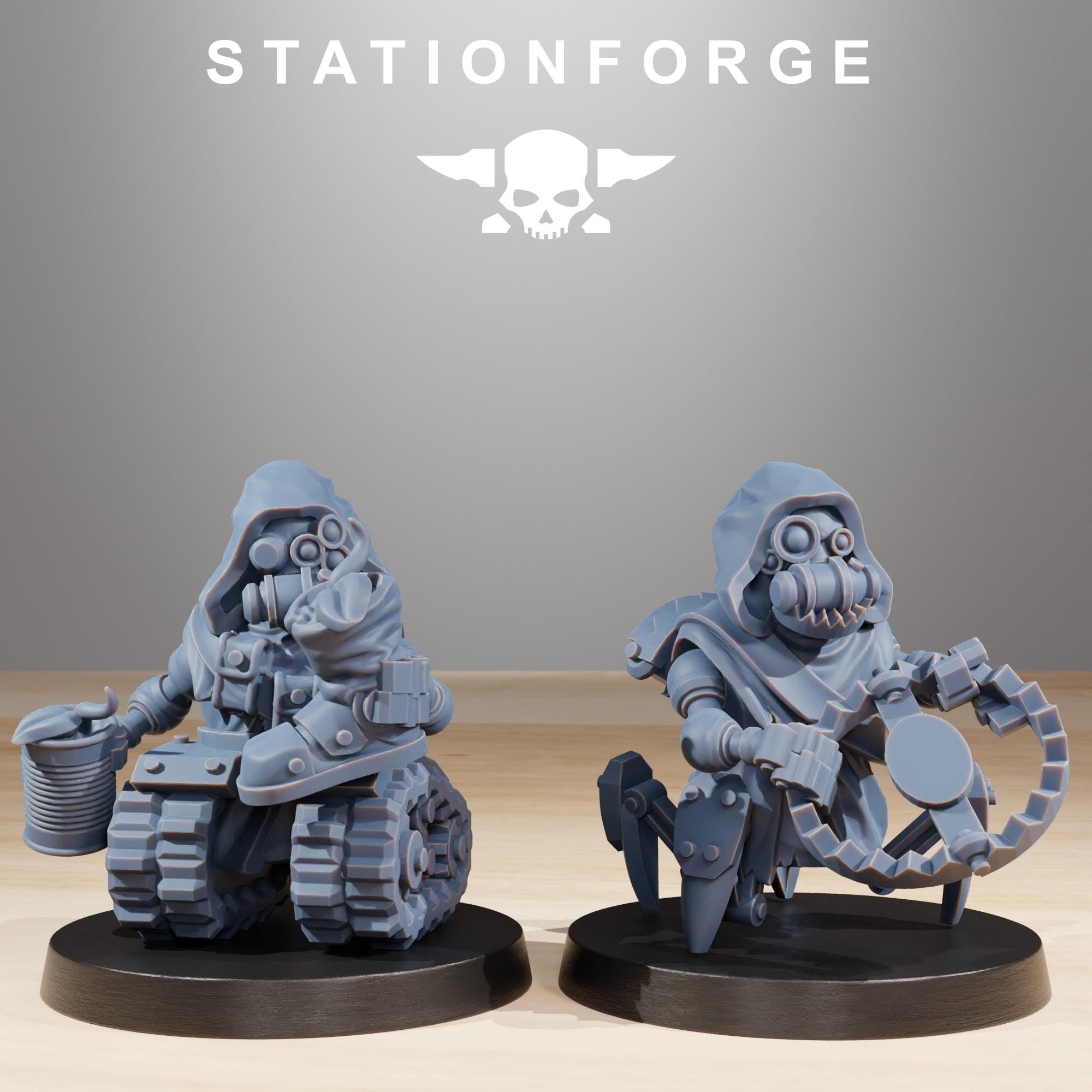 Scavenger Salvagers - in 12k -  by Station Forge