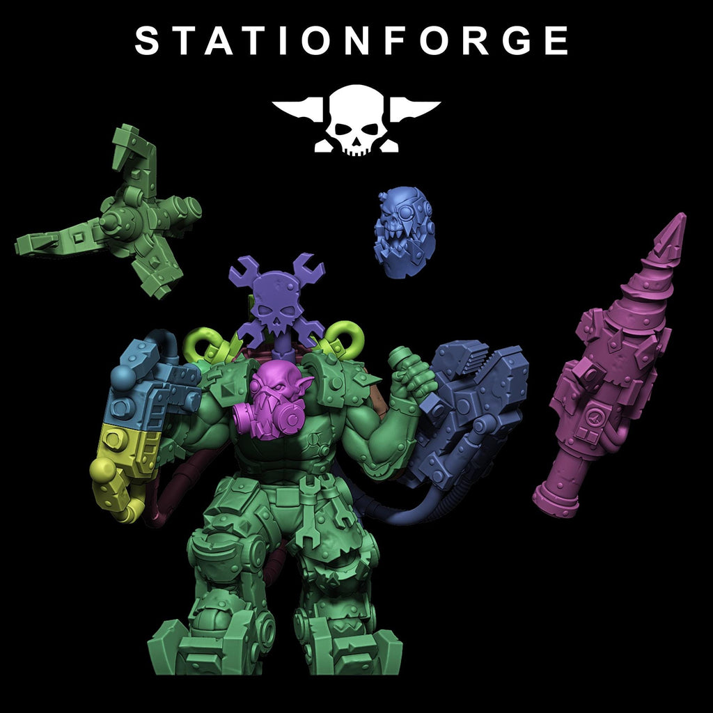 Orkaz Exo Boss - in 12k - by Station Forge