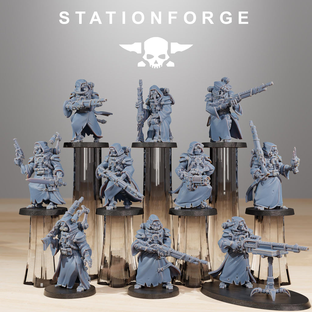 Scavenger Hunters - in 12k -  by Station Forge