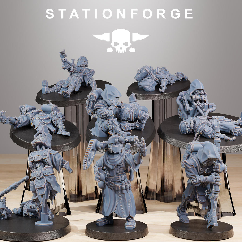 Scavenger Wounded - in 12k -  by Station Forge