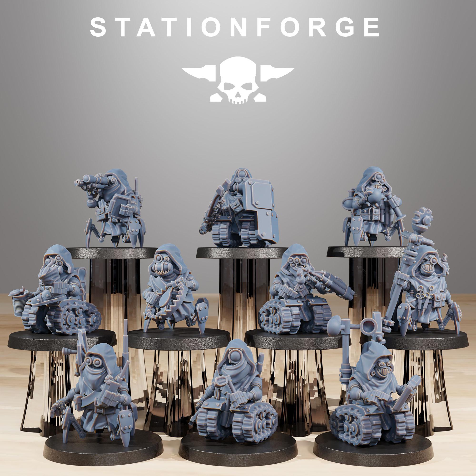 Scavenger Salvagers - in 12k -  by Station Forge