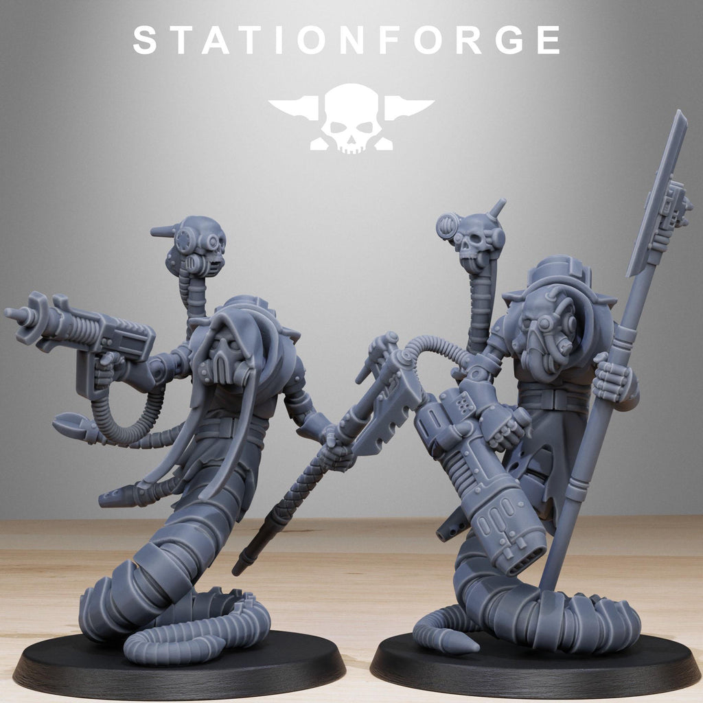 Scavenger Serpents - in 12k -  by Station Forge