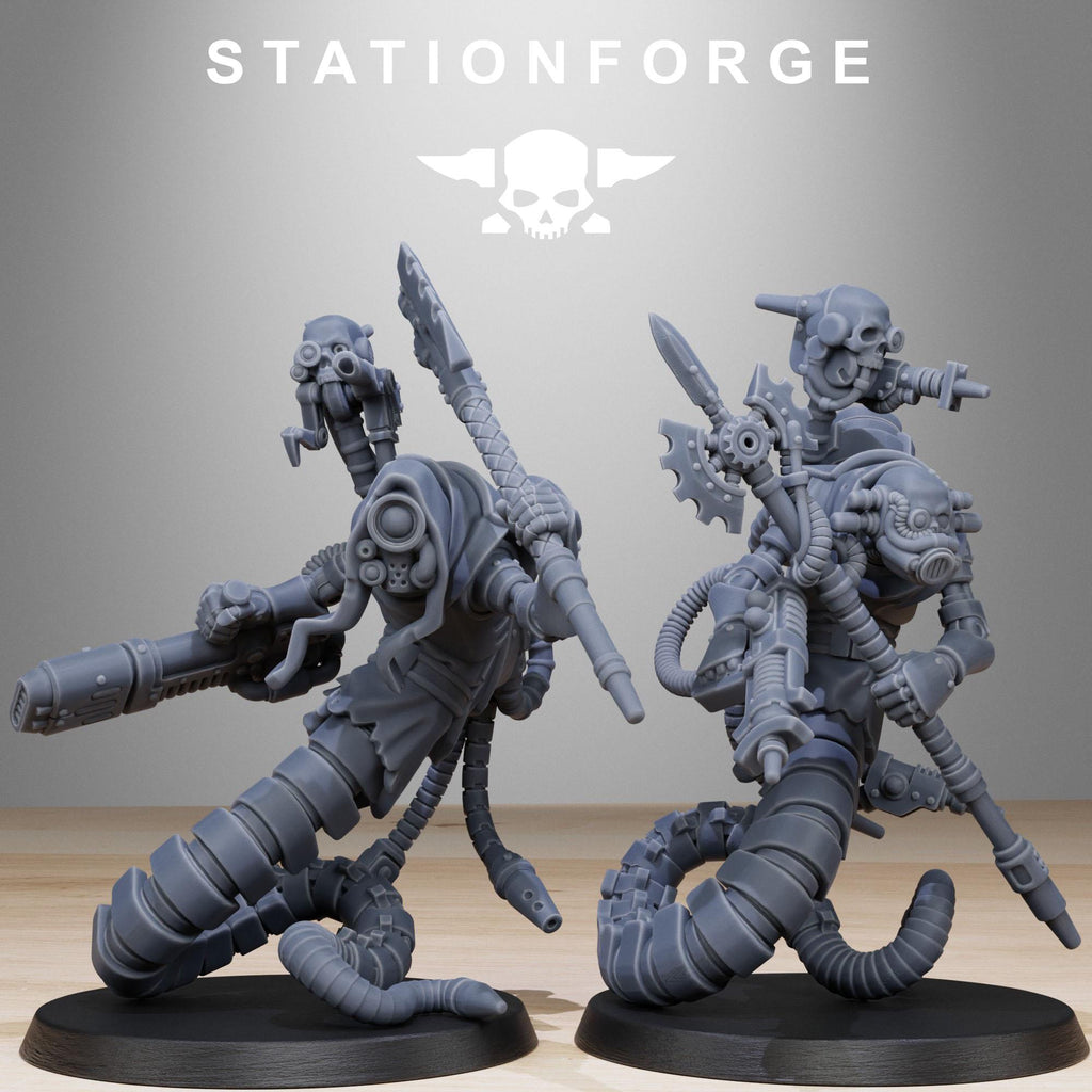 Scavenger Serpents - in 12k -  by Station Forge