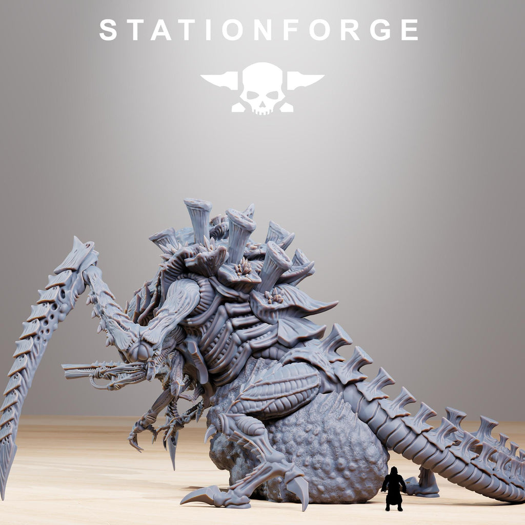 Xenarid Queen - in 12k - by Station Forge