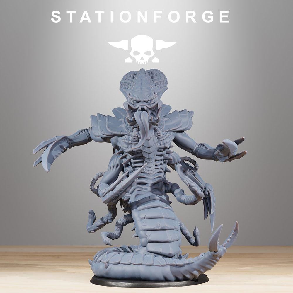 Xenarid Brainiac - in 12k - by Station Forge