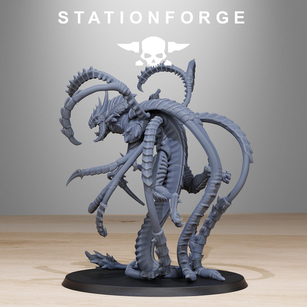 Xenarid Assassin - in 12k - by Station Forge